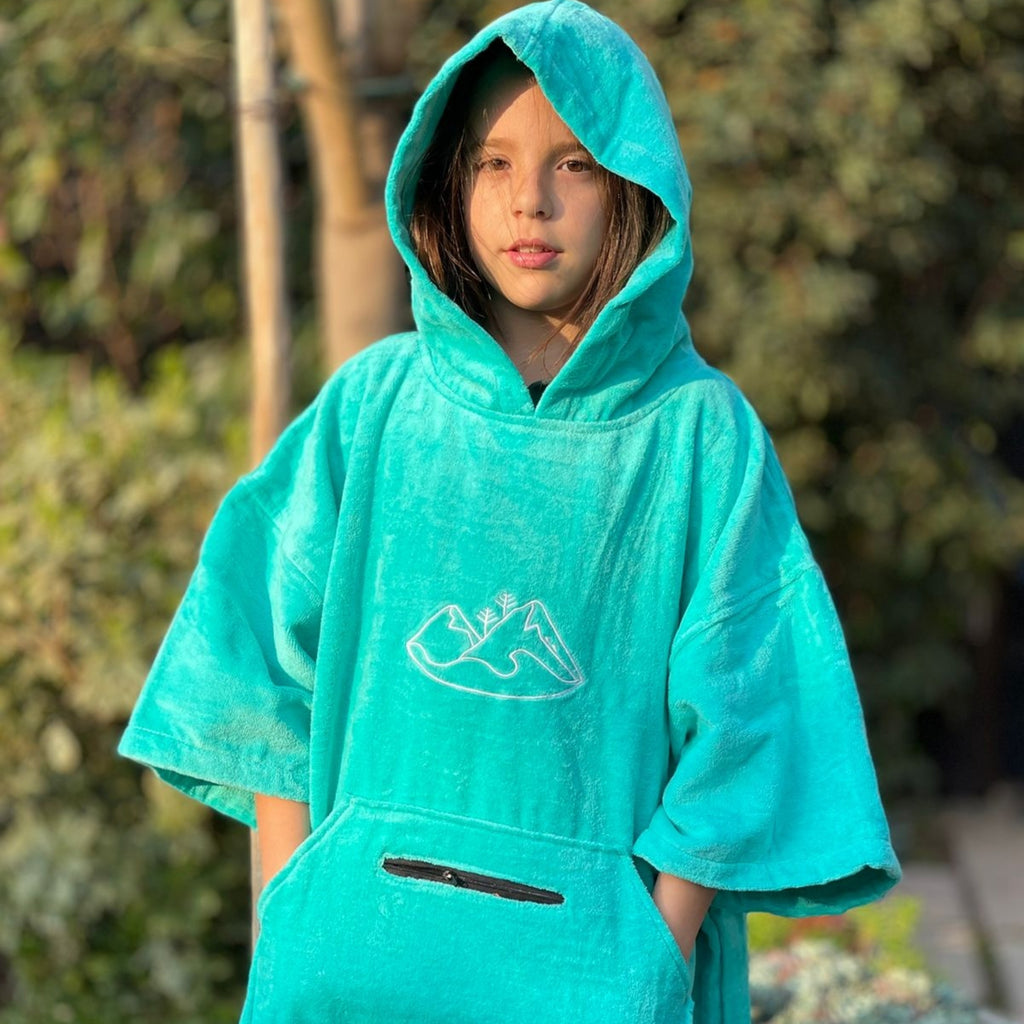 Poncho Toalla // Talla L - 9 años a 12 años